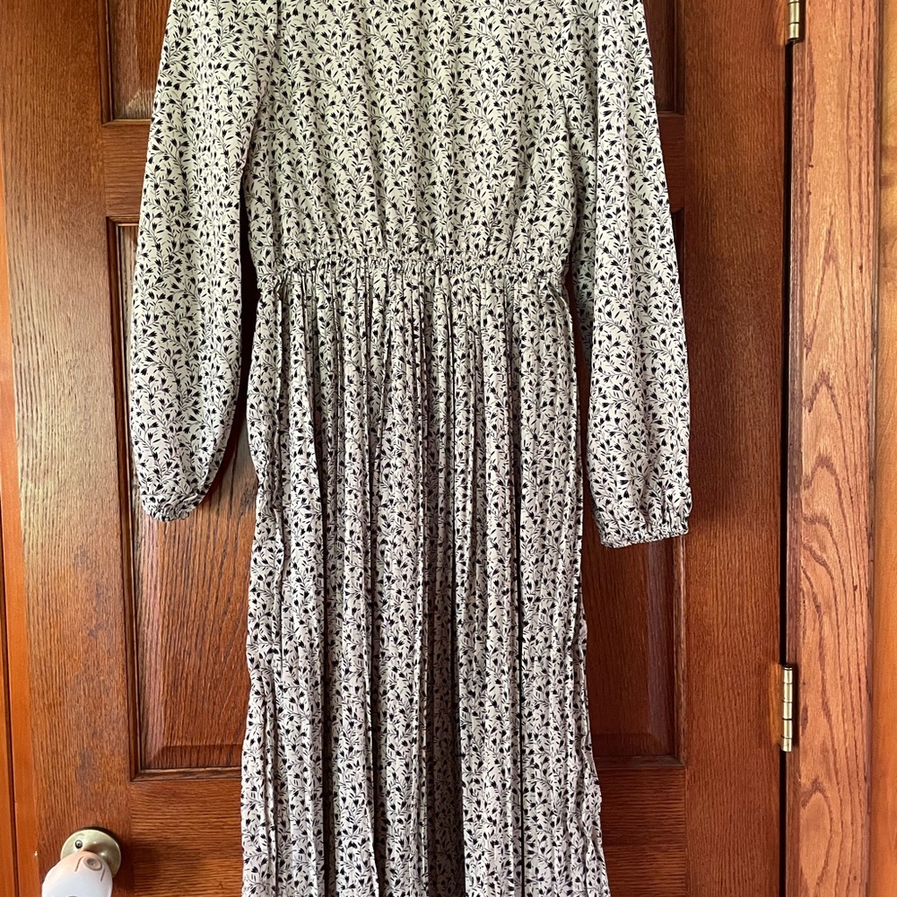 Taupe Floral Pleated Maternity Midi Dress